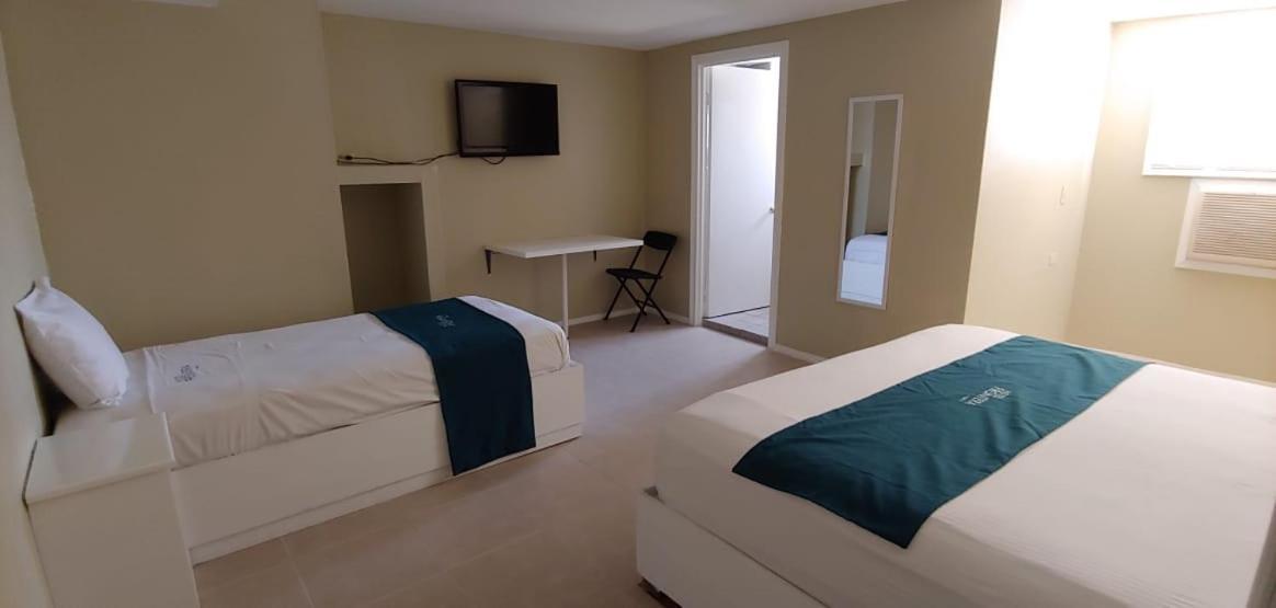 مكسيكالي Hotel Frontera Baja المظهر الخارجي الصورة